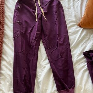 Deep purple fig scrub jogger pants